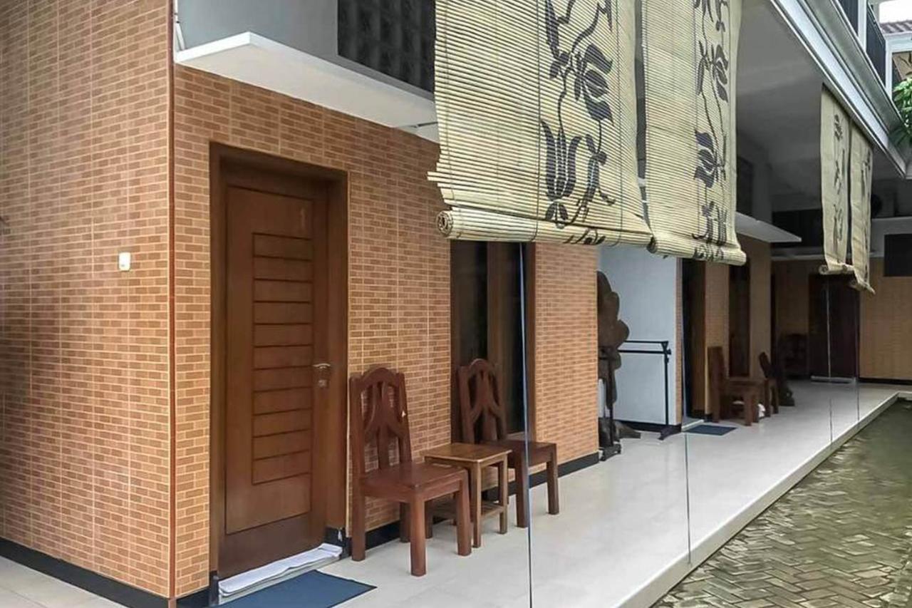Hotel Malang Hill Syariah Redpartner Extérieur photo