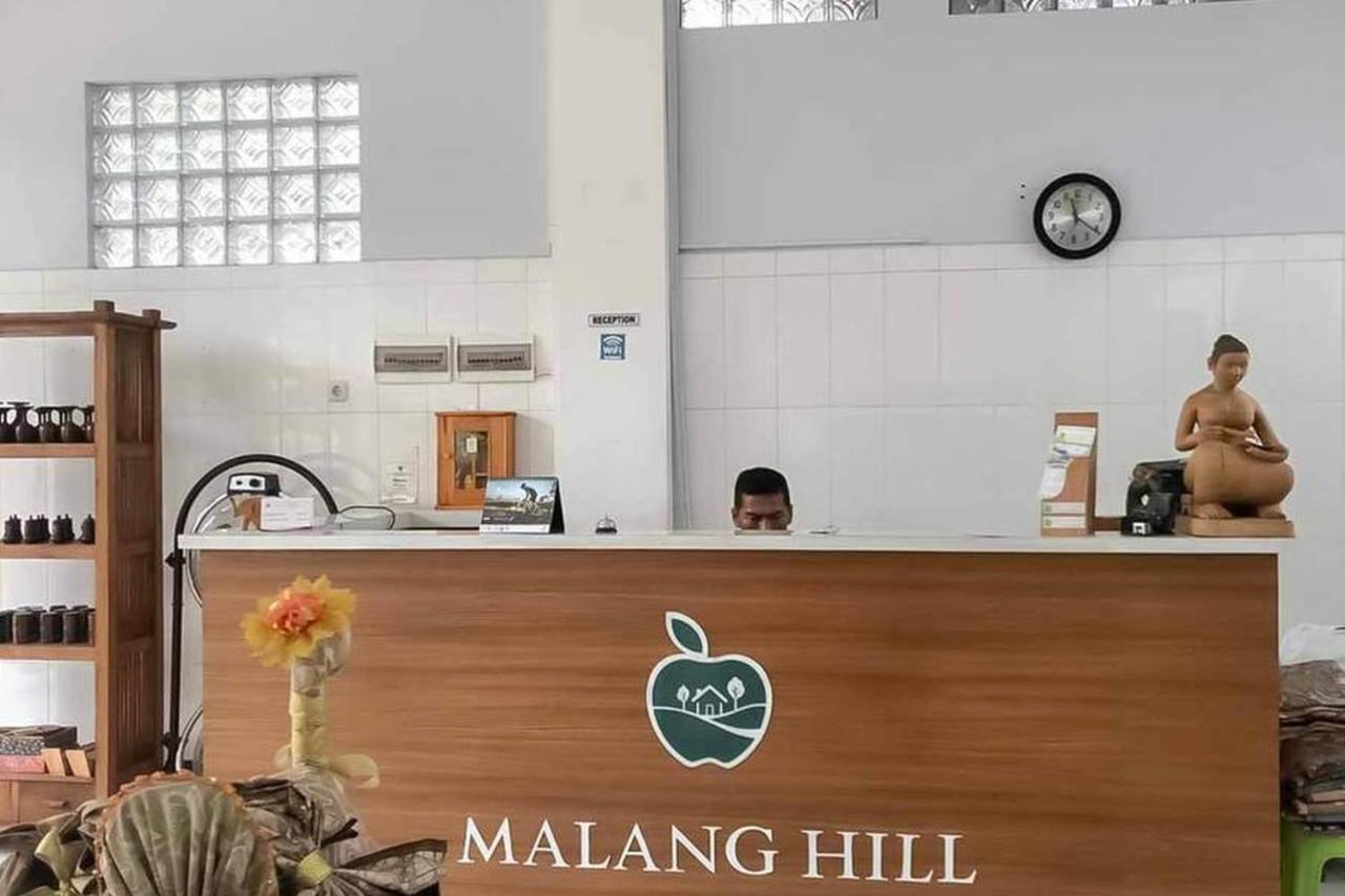 Hotel Malang Hill Syariah Redpartner Extérieur photo