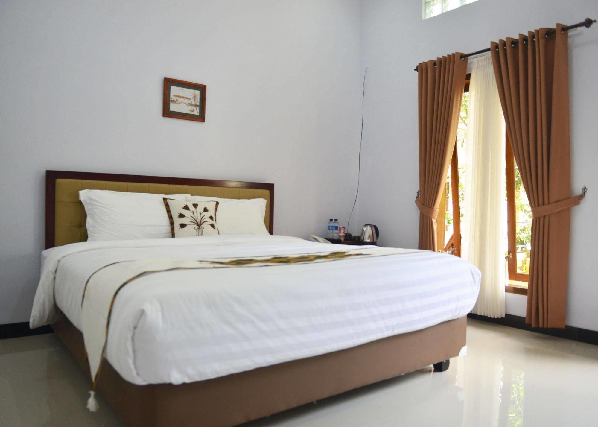 Hotel Malang Hill Syariah Redpartner Extérieur photo