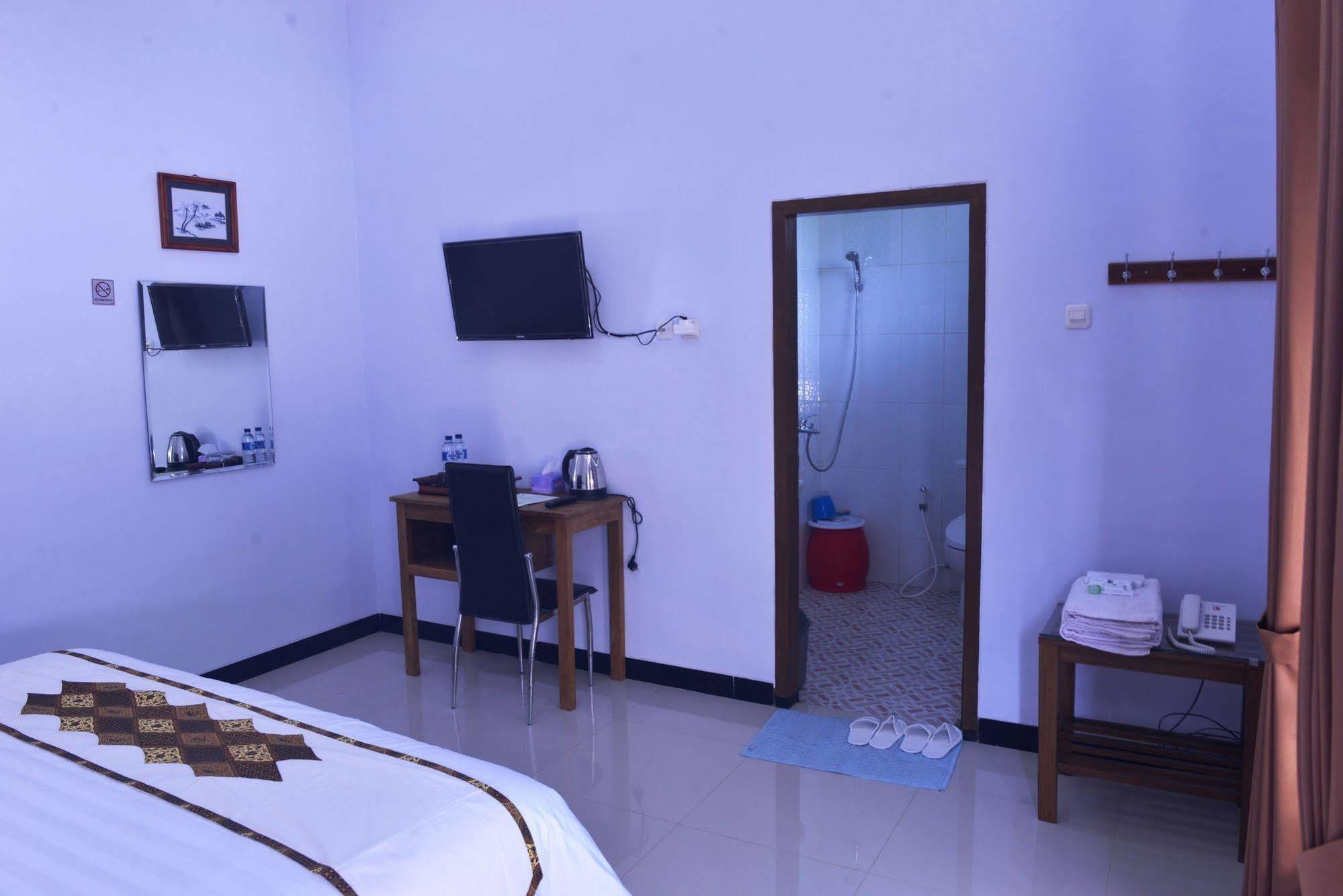 Hotel Malang Hill Syariah Redpartner Extérieur photo