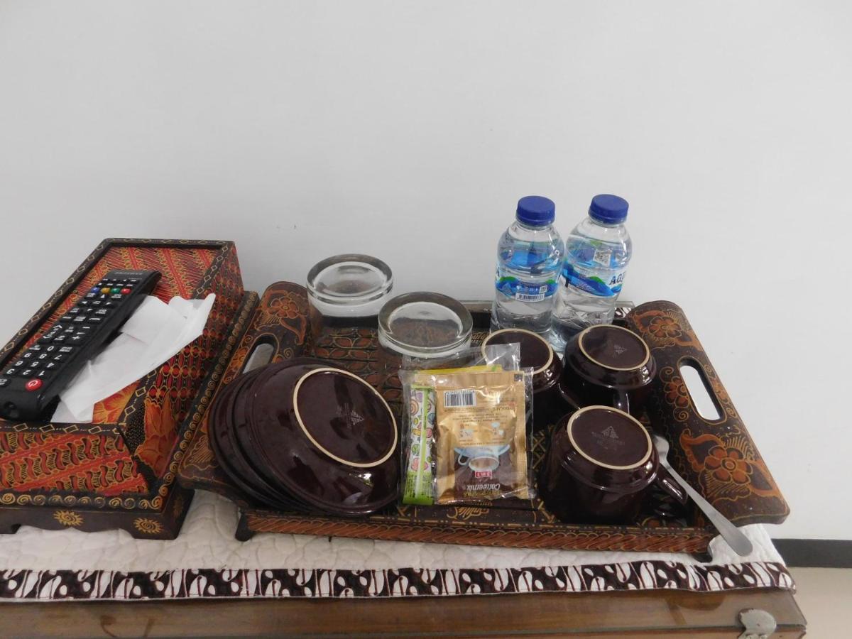 Hotel Malang Hill Syariah Redpartner Extérieur photo