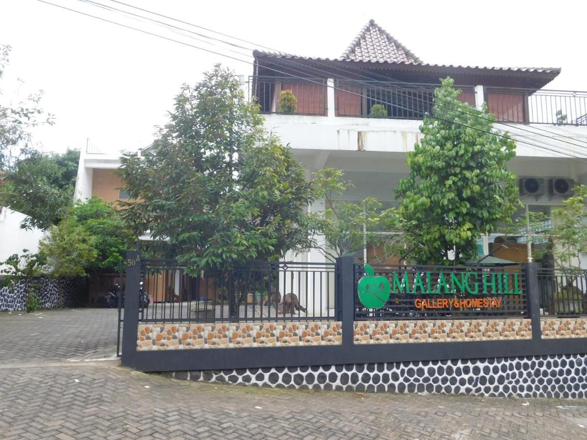 Hotel Malang Hill Syariah Redpartner Extérieur photo
